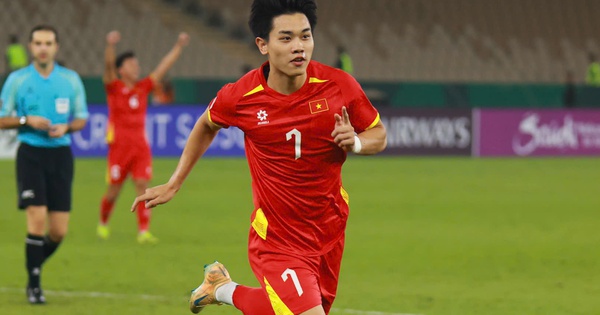 Đình Bắc cần AFF Cup để vươn tầm ngôi sao - hình ảnh - betau88.vip