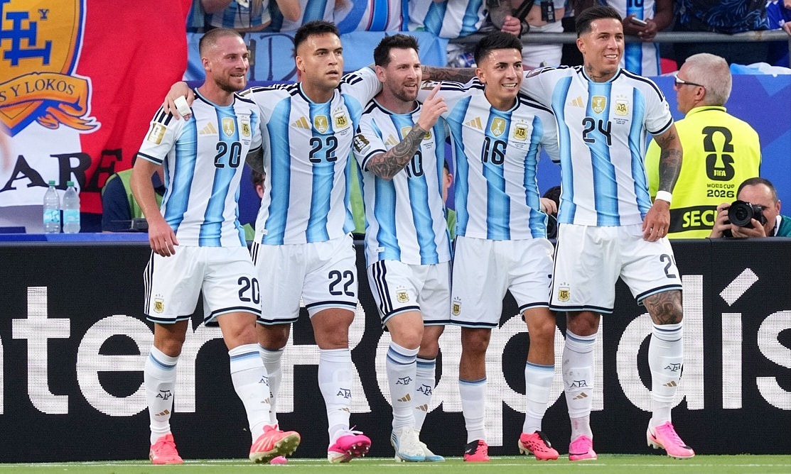 Mac Allister: ‘Rất khó học theo Messi’ – Bài học từ thiên tài và cơ hội trải nghiệm AU88 VIP - hình ảnh - betau88.vip