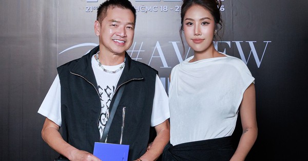 Quang Minh cùng vợ kém tuổi đi sự kiện, tiết lộ cuộc sống hôn nhân: góc nhìn mới cho người chơi Việt - hình ảnh - betau88.vip