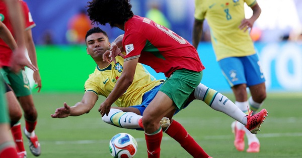 Casemiro bị chỉ trích dữ dội sau màn trình diễn tệ hại ngày Brazil ra quân World Cup 2026 - hình ảnh - betau88.vip Casemiro bị chỉ trích dữ dội sau màn trình diễn tệ hại ngày Brazil ra quân World Cup 2026 - hình ảnh - betau88.vip