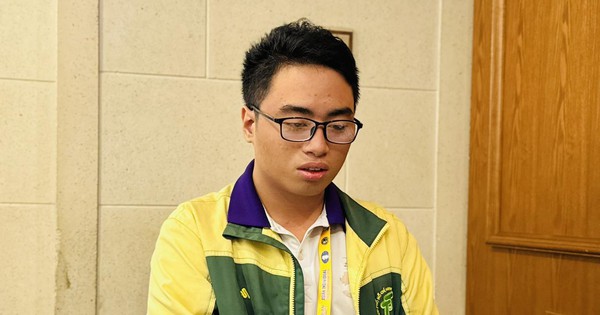 Sao trẻ Gia Phúc cầm hòa Đại kiện tướng Ấn Độ, giữ mạch bất bại tại giải cờ vua châu Á - hình ảnh - betau88.vip Sao trẻ Gia Phúc cầm hòa Đại kiện tướng Ấn Độ, giữ mạch bất bại tại giải cờ vua châu Á - hình ảnh - betau88.vip