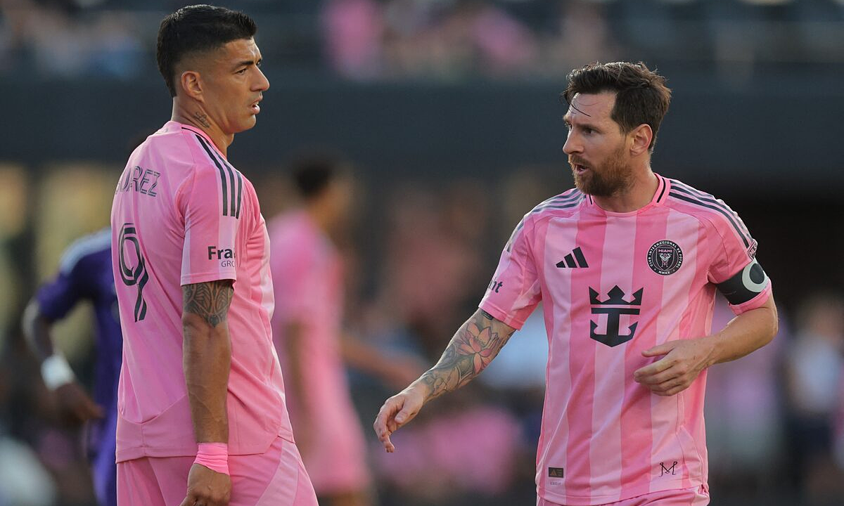 AU88 đổi thưởng: Suarez ca ngợi Messi có ‘bộ não nhanh hơn đôi chân’ - hình ảnh - betau88.vip