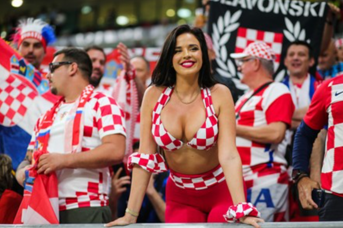 Mỹ nhân World Cup 2022 rẽ ngang làm DJ, đốt cháy sân khấu cùng David Guetta - hình ảnh - betau88.vip Mỹ nhân World Cup 2022 rẽ ngang làm DJ, đốt cháy sân khấu cùng David Guetta - hình ảnh - betau88.vip