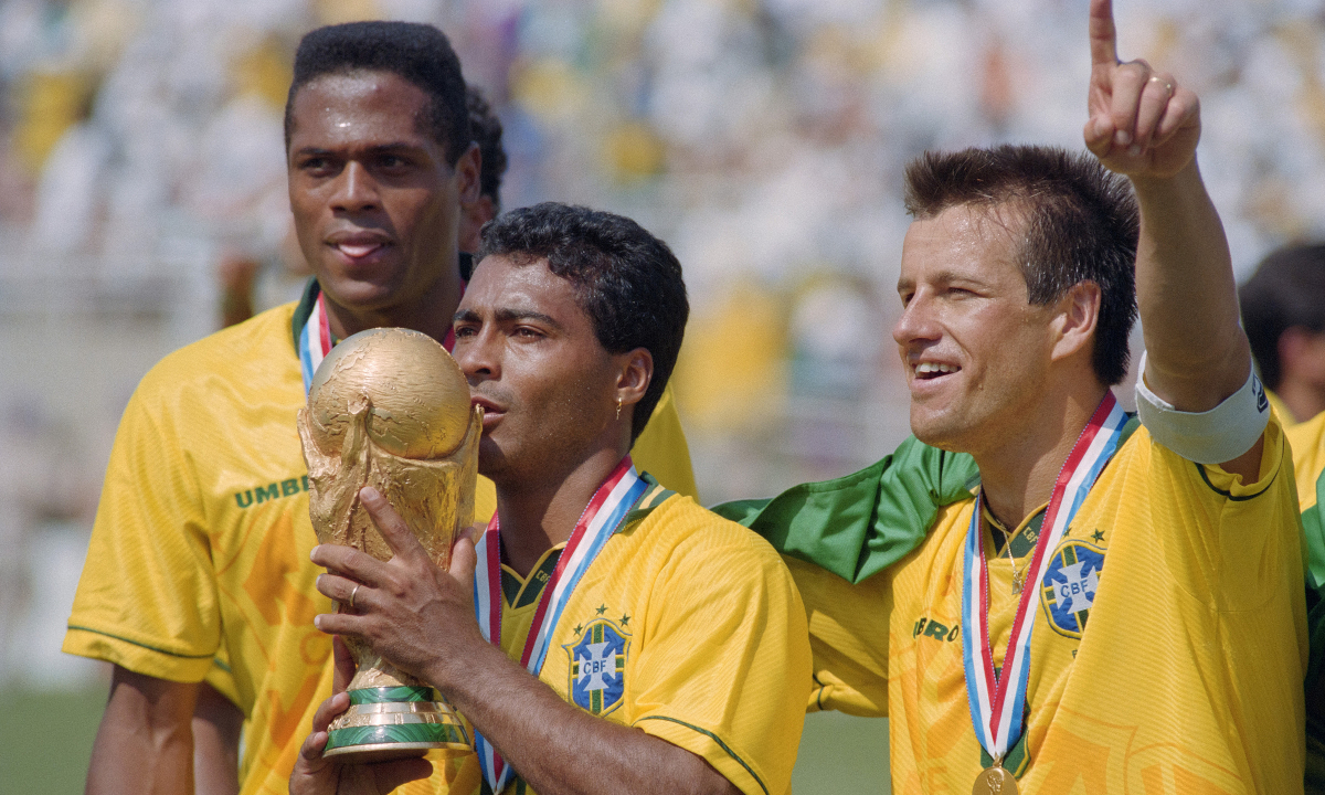 Romario: ‘Áp lực sẽ là động lực để Brazil vô địch World Cup’ - hình ảnh - betau88.vip