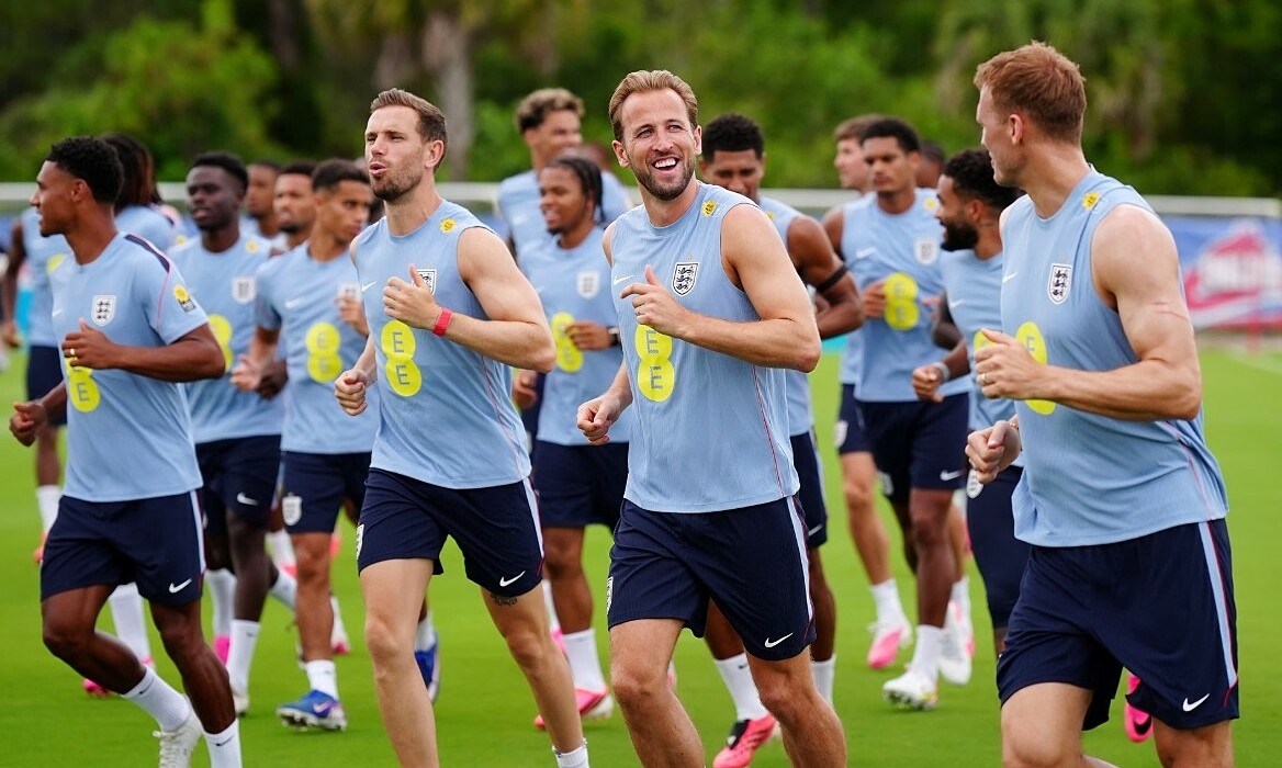 Terry chỉ trích Tuchel: Đội hình Anh thiếu ngôi sao, khó mơ World Cup 2026 - hình ảnh - betau88.vip