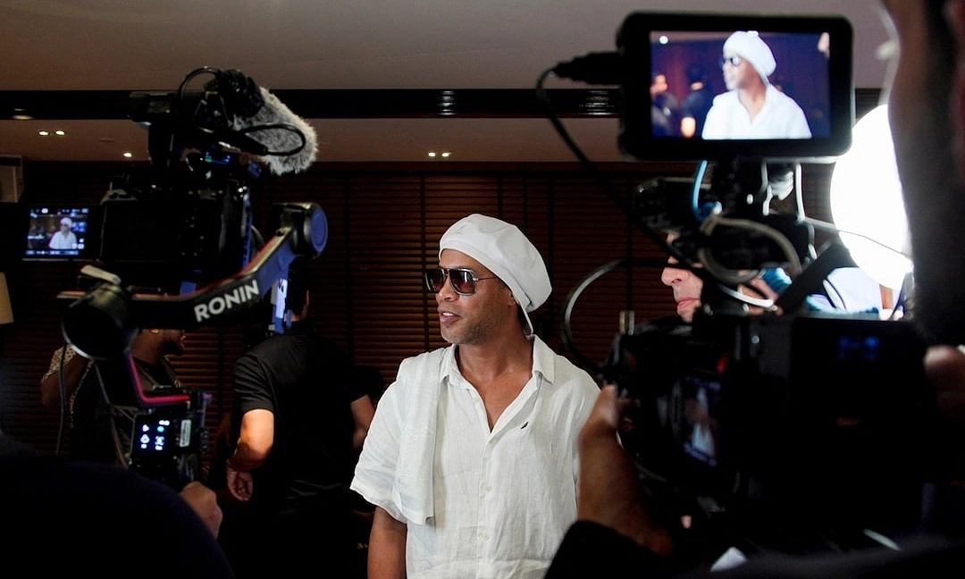 Ronaldinho trở lại sân cỏ ở tuổi 46: Huyền thoại Brazil ký hợp đồng với CLB Ravenna - hình ảnh - betau88.vip