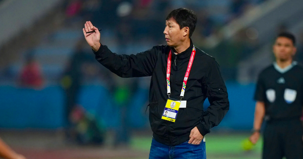 HLV Kim Sang-sik tạm rời U.23 Việt Nam để dồn sức cho FIFA ASEAN Cup 2026 - hình ảnh - betau88.vip
