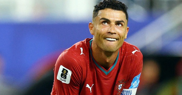 Nỗi buồn khó tả của Ronaldo: Nhạt nhòa, điểm thấp và bị mỉa mai - hình ảnh - betau88.vip