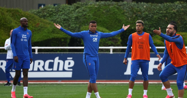 ‘Biến căng’ bao trùm đội tuyển Pháp, Mbappe bất mãn rời sân tập - hình ảnh - betau88.vip