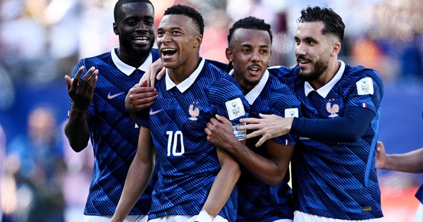 Mbappe giải quyết cuộc tranh luận nảy lửa ‘Messi – Ronaldo, ai giỏi hơn’ bằng câu trả lời gây sốc: góc nhìn mới cho người chơi Việt - hình ảnh - betau88.vip