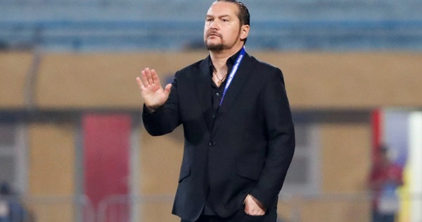 Cá tính góc cạnh của HLV Popov mang tới cho V-League màu sắc riêng, nhưng… - hình ảnh - betau88.vip