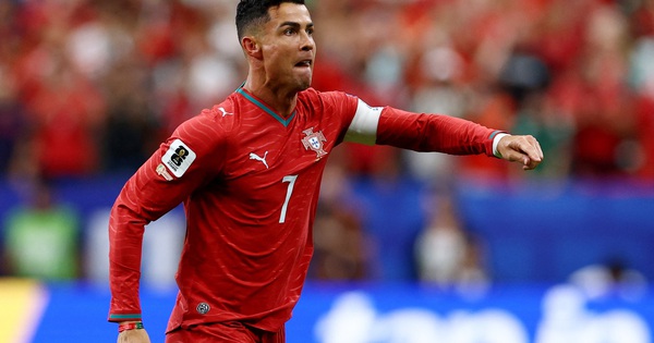 Nhà cái không chặn: Ronaldo lập cú đúp, Bồ Đào Nha đại thắng Uzbekistan 5-0 - hình ảnh - betau88.vip