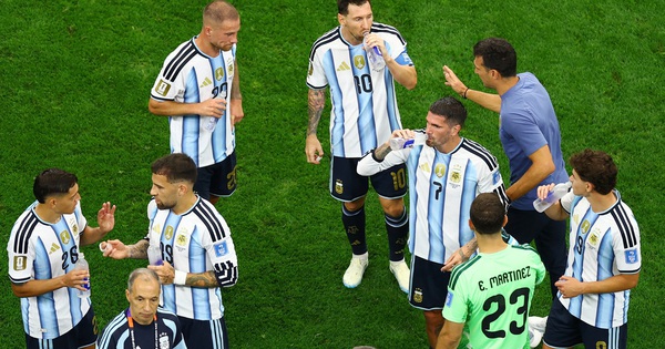 Messi răm rắp tuân lệnh, không bao giờ ‘cãi’ HLV Scaloni nửa lời, đủ tuyệt kỹ đấu… World Cup 2030 - hình ảnh - betau88.vip