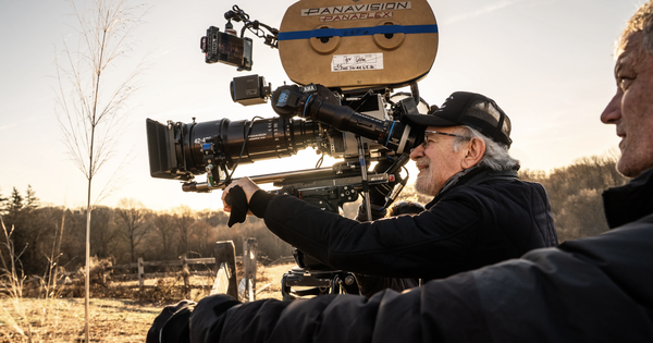 Bom tấn vừa ra mắt của Steven Spielberg gây tranh cãi: góc nhìn mới cho người chơi Việt - hình ảnh - betau88.vip