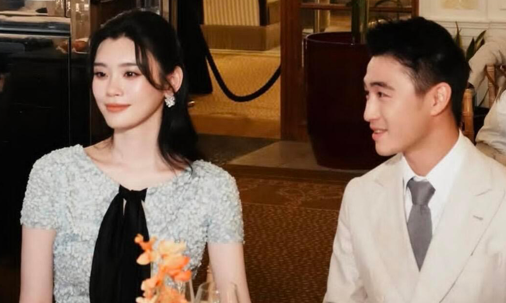 AU88 uy tín đồng hành cùng tin tức giải trí: Hề Mộng Dao và con trai ‘Vua sòng bạc’ tổ chức hôn lễ tại Paris - hình ảnh - betau88.vip