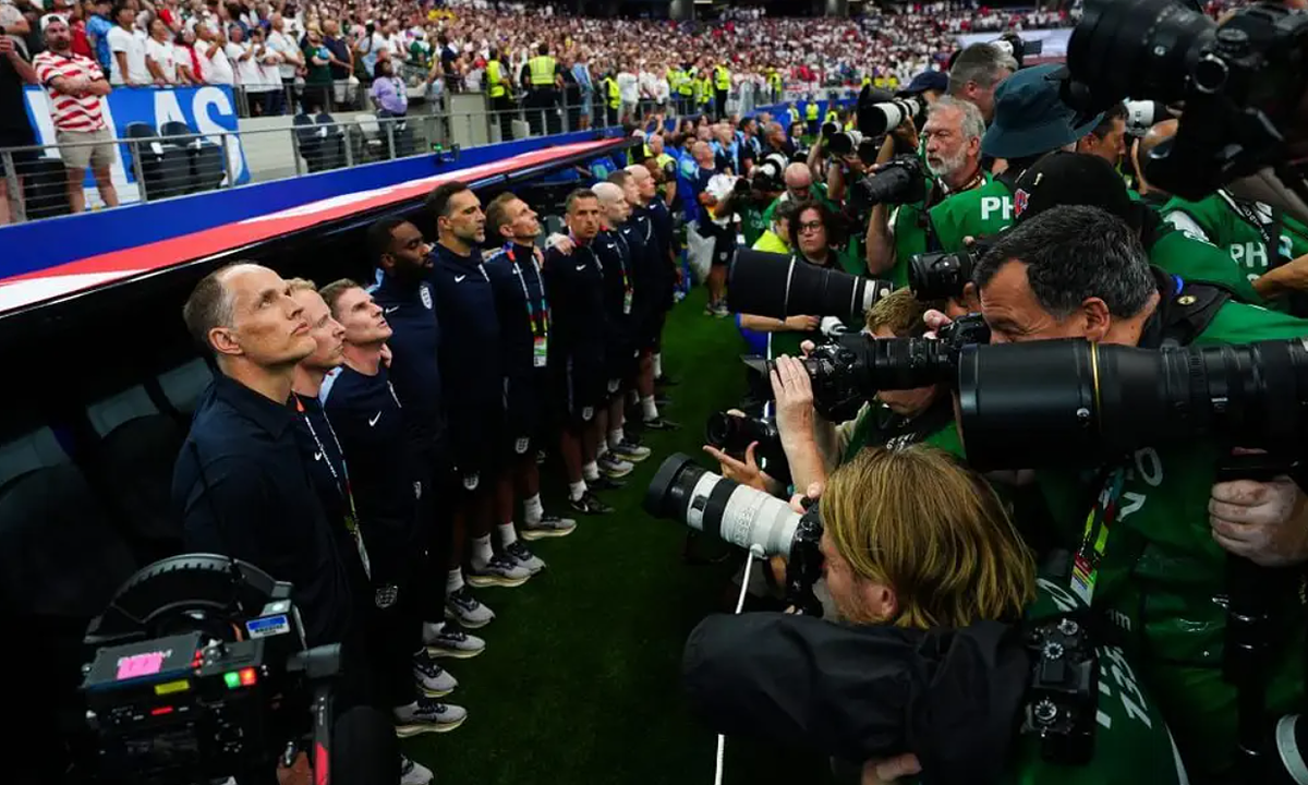 Tuchel Khiến FIFA Đổi Quy Định Nghi Thức Quốc Ca: Dấu Ấn Từ World Cup 2026 - hình ảnh - betau88.vip