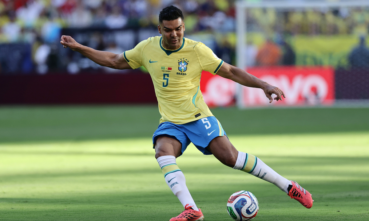Link vào nhà cái AU88: Câu chuyện Casemiro và lời xin lỗi bất ngờ từ Tổng thống Brazil - hình ảnh - betau88.vip