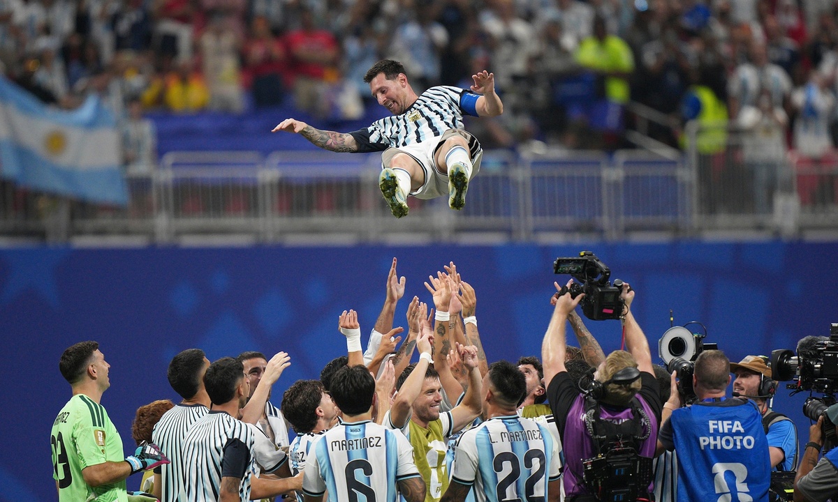 Messi phá kỷ lục ghi bàn liên tiếp ở vòng knock-out World Cup - hình ảnh - betau88.vip