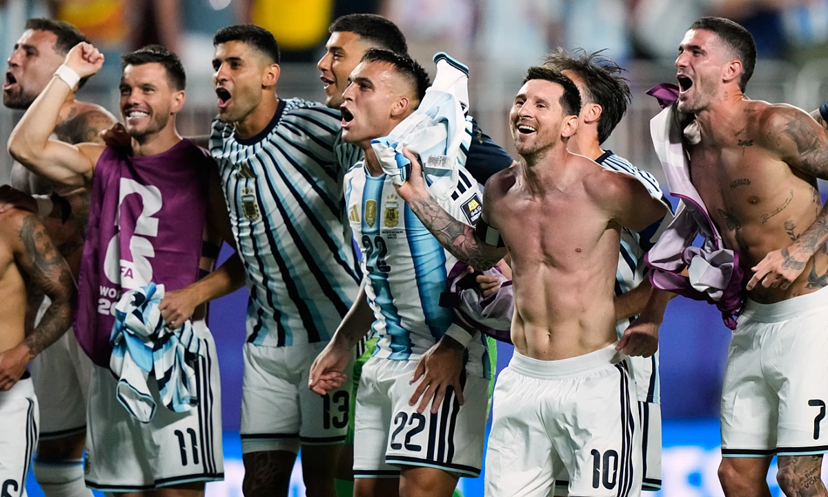 Messi háo hức khi lần đầu chạm trán đội tuyển Anh: góc nhìn mới cho người chơi Việt - hình ảnh - betau88.vip