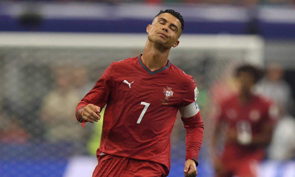Ronaldo So Sánh Euro Với World Cup: Cơ Hội Để Cược Thủ AU88 Bắt Kèo Thể Thao - hình ảnh - betau88.vip