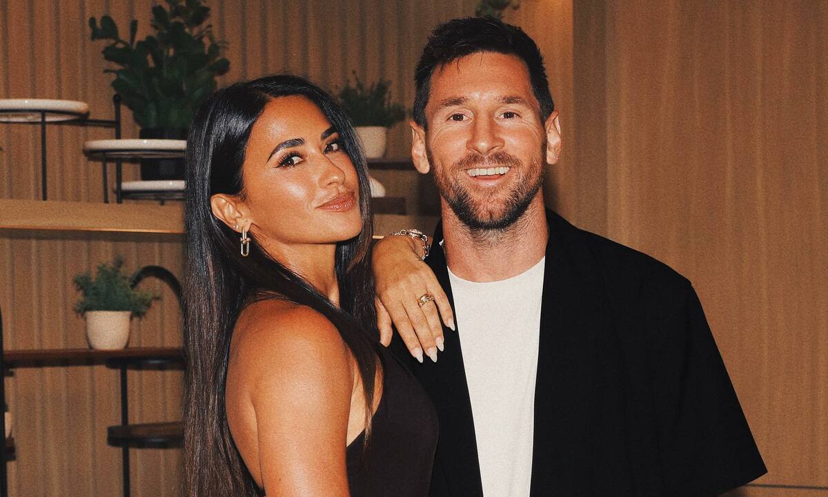 Thưởng đăng ký AU88: Câu chuyện tình 30 năm của Messi và vợ người mẫu truyền cảm hứng cho fan Việt - hình ảnh - betau88.vip